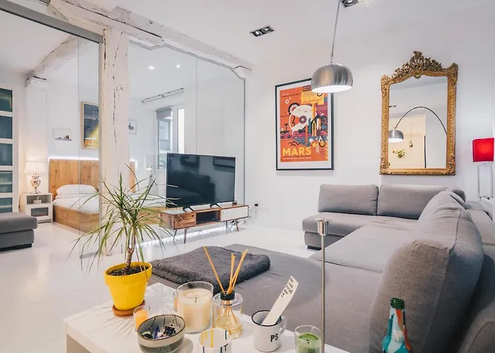 Plaza Nueva By People Apartment *