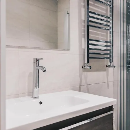 Plaza Nueva By People Bilbao