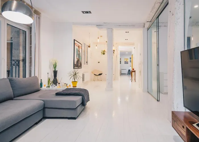 Plaza Nueva By People بلباو